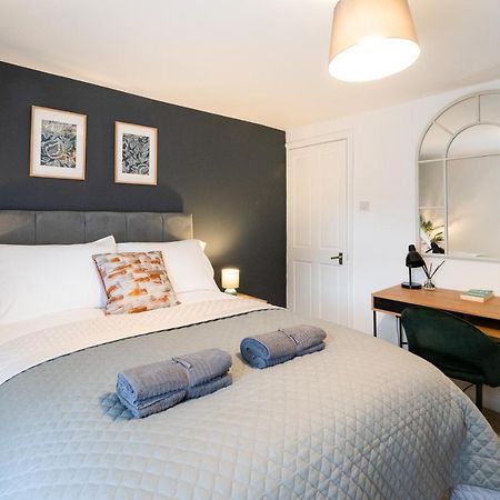 Stunning 2-Bedroom Home In City Centre With Wi-Fi! Royal Tunbridge Wells Eksteriør bilde