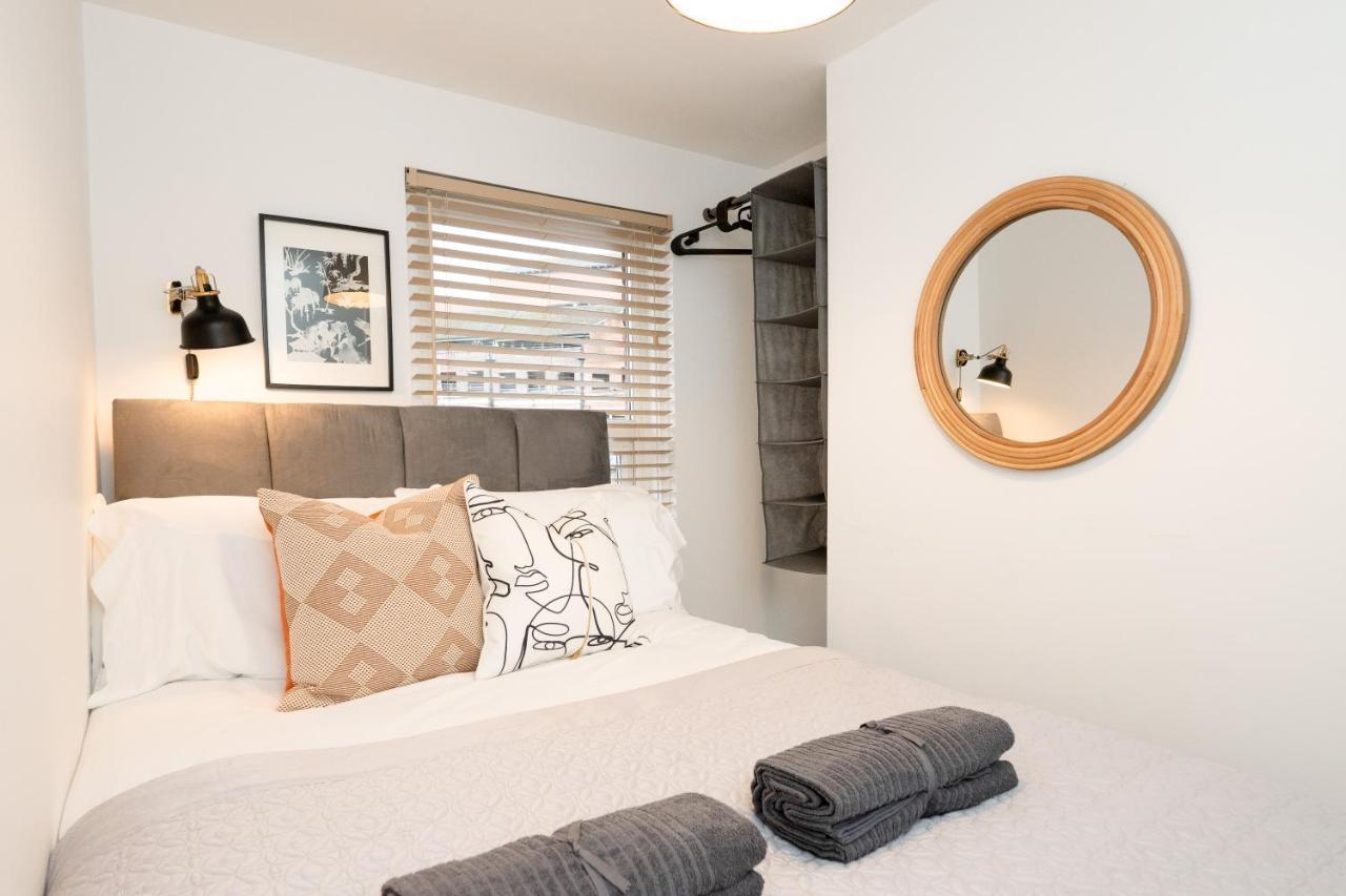 Stunning 2-Bedroom Home In City Centre With Wi-Fi! Royal Tunbridge Wells Eksteriør bilde