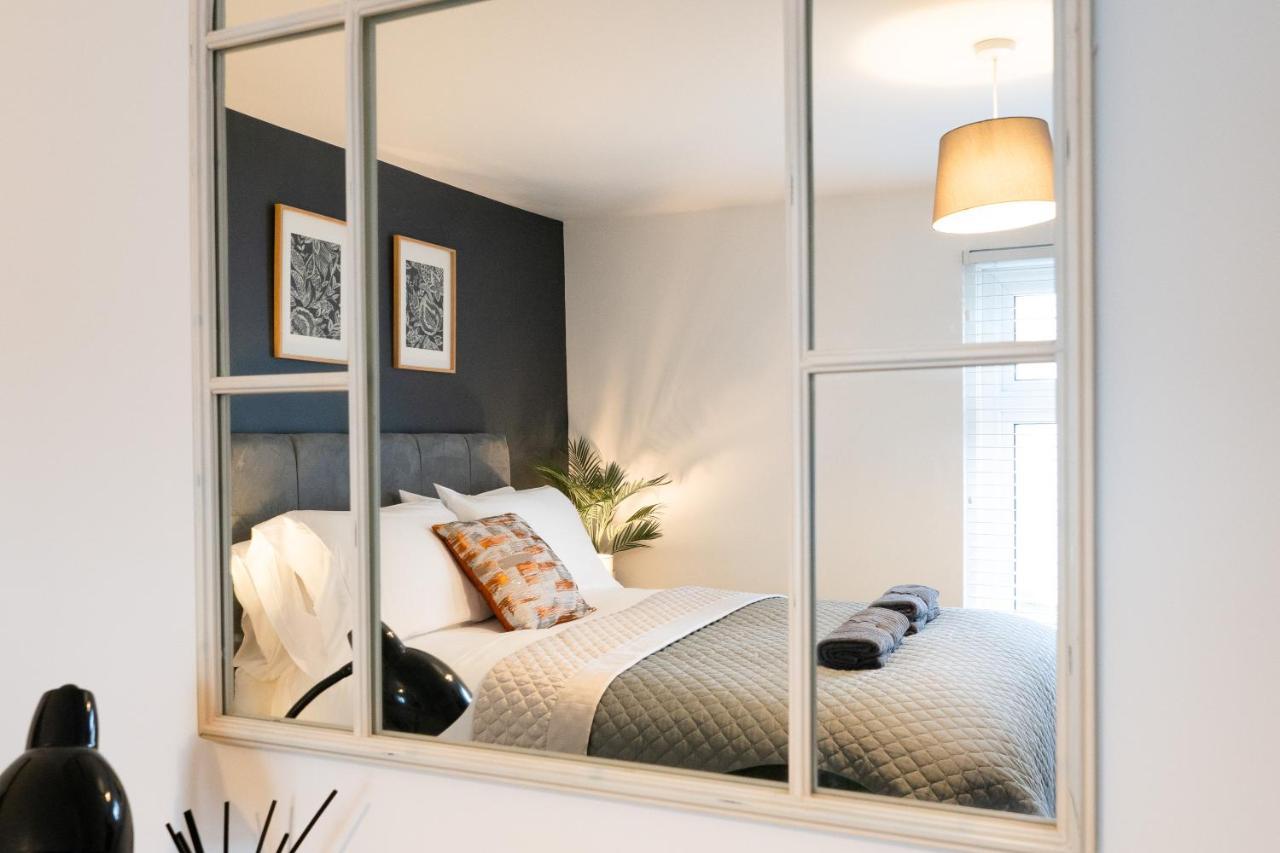 Stunning 2-Bedroom Home In City Centre With Wi-Fi! Royal Tunbridge Wells Eksteriør bilde