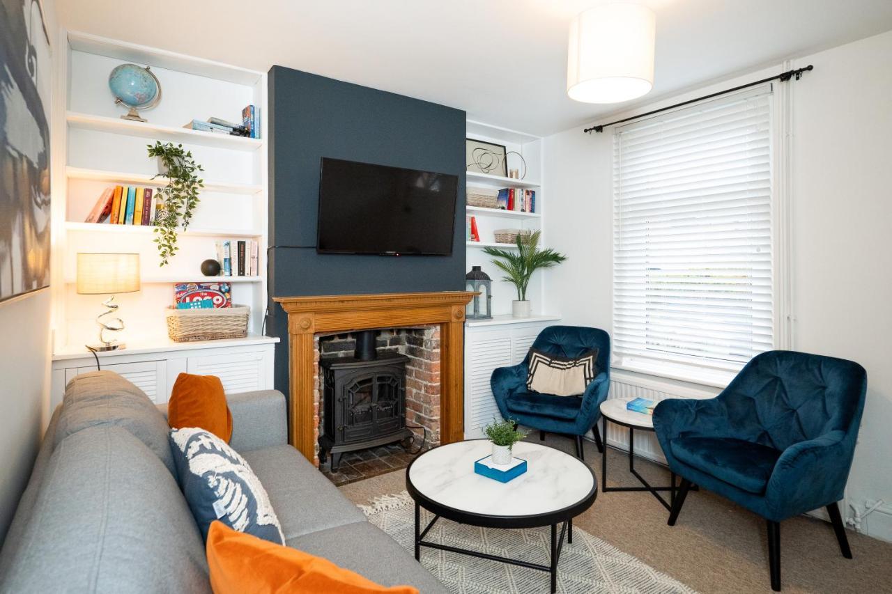 Stunning 2-Bedroom Home In City Centre With Wi-Fi! Royal Tunbridge Wells Eksteriør bilde
