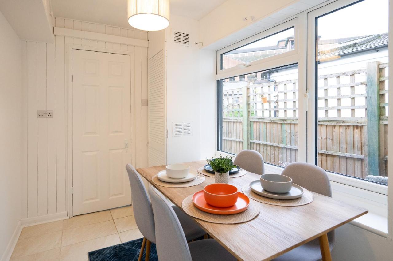 Stunning 2-Bedroom Home In City Centre With Wi-Fi! Royal Tunbridge Wells Eksteriør bilde